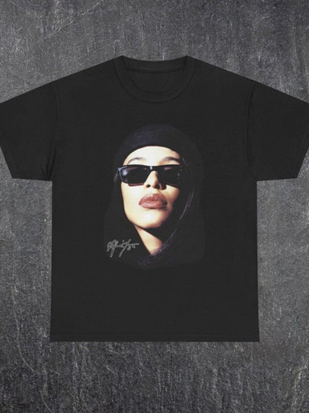 Aaliyah Graphic Tee